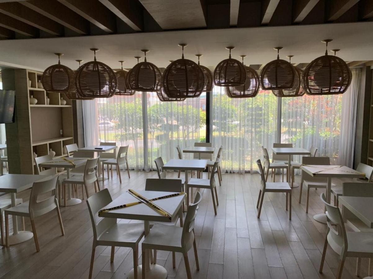Motel Okura Villas Y Suites Guadalajara Eksteriør bilde